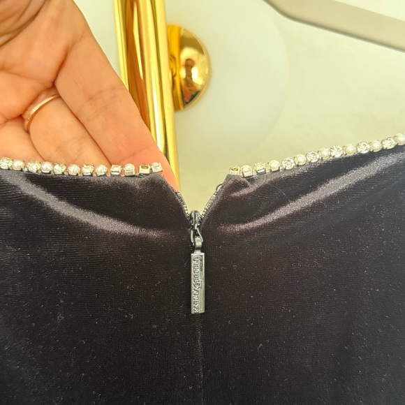 KARL LAGERFELD PARIS Elegant Black Puff Sleeve Dress - Picture 6 of 16